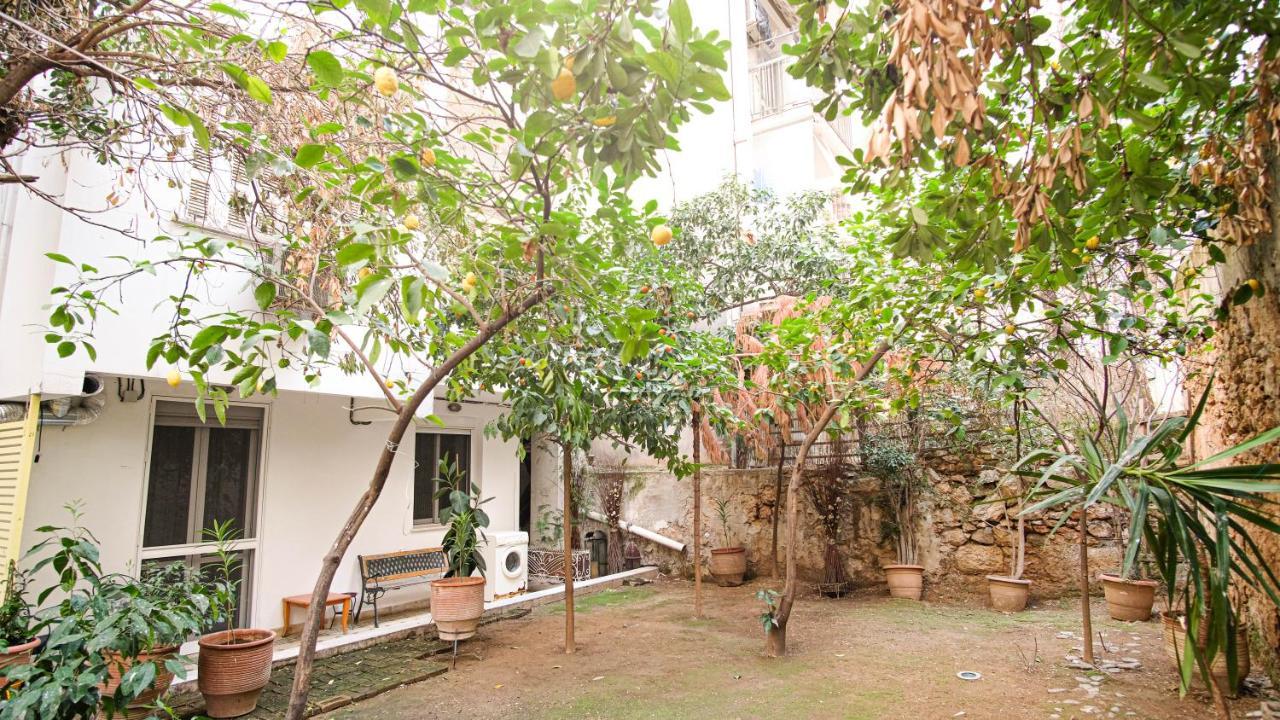 Quiet And Central Flat With Private Backyard Garden Atény Exteriér fotografie